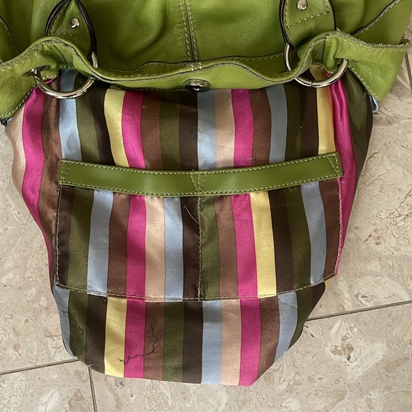 Apple green leather purse - Picture 6 of 9